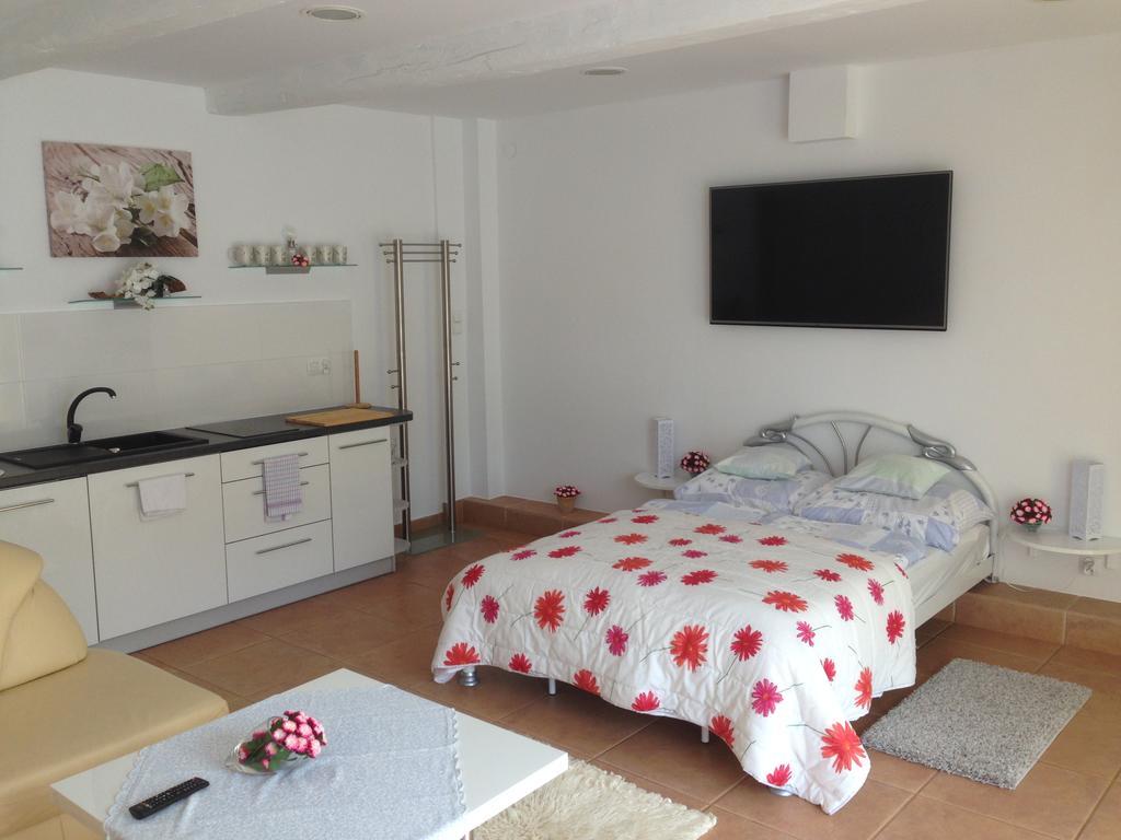 Apartamenty Kris Mikołajki Ngoại thất bức ảnh